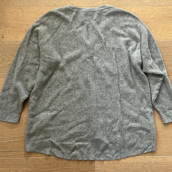 Madewell Plus Size Asherton Waffle Henley Sweater in gray size 1X - Picture 3 of 10